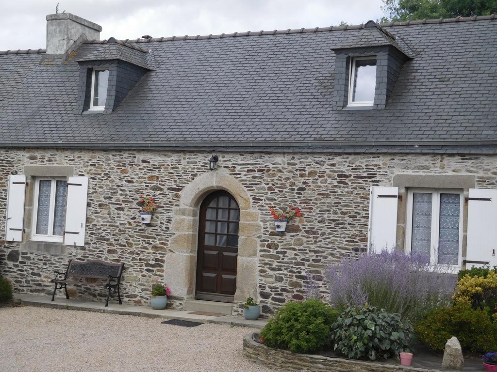 Les Gites De Kerroyal Garlan 외부 사진